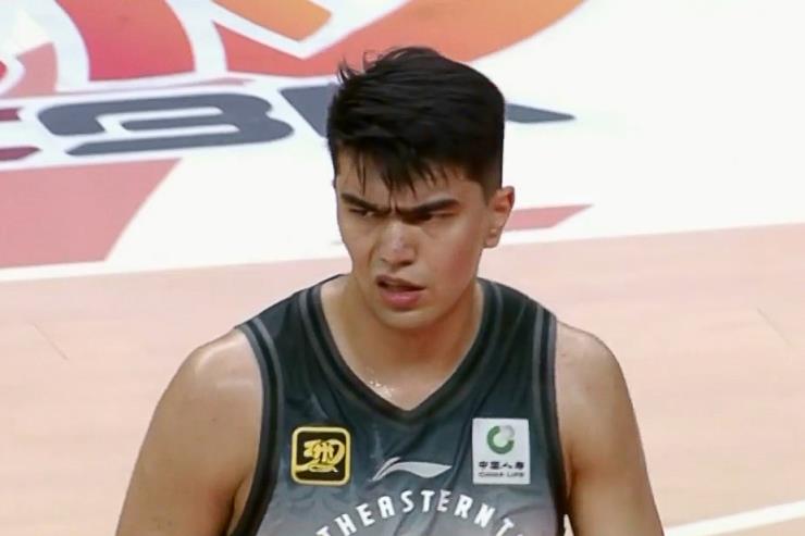 相當(dāng)高效！魯吐布拉出戰(zhàn)19分鐘 7中5貢獻(xiàn)14分10籃板