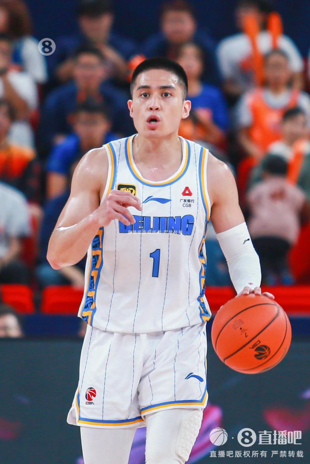 第四節(jié)先生！陳盈駿9中3得11分2板9助&11分全部為第四節(jié)所得！